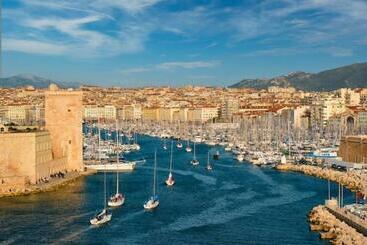 بنسيون Chambre Au Cœur De Marseille Centre « le Panier »