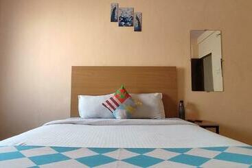 פנסיון Ambient Home Stay, In Nashik