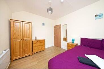 צימר Liverpool City Stays  Economy Room  Close To City Centre Aa