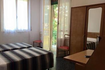 ホテル Albergo Magenta