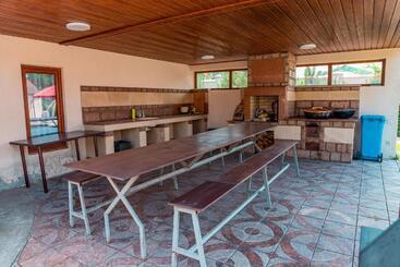 Hotel Gоlden Dragon Villa