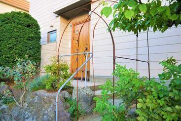 פנסיון Minpaku Mon