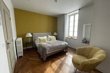 تختخواب و صبحانه Manoir De Villamont