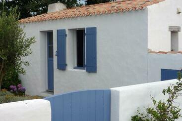 Пансион Yeu Autrement