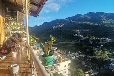 مبيت وإفطار 7th Heaven Lodge And Cafe