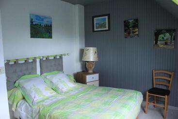 تختخواب و صبحانه Chambres Le Mans 24 Heures