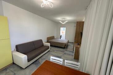 아파트호텔 Infinity Residence Con Parcheggio