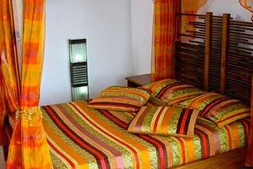 ホテル Portobelo Guatape