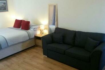 בית מלון כפרי Soroba House