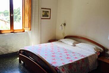 פנסיון Il Delfino