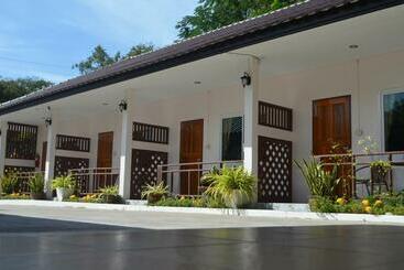 پانسیون Thosawan Resort ทศวรรณ รีสอร์ท