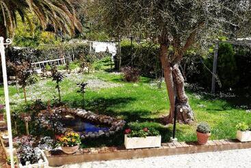 مبيت وإفطار La Ginestra