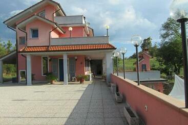 בית מלון כפרי Agriturismo Riomaggiore Mare Monti