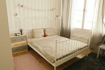 펜션 Hello Puli Parliament