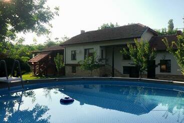 Пансион Krai Potoka