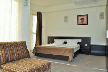 پانسیون Vikeya Guest House