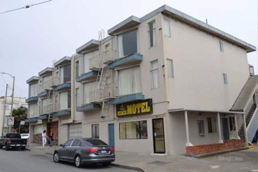 فندق على الطريق Ocean Inn