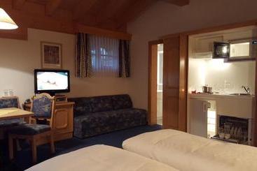 Camona & Apart Walserhof