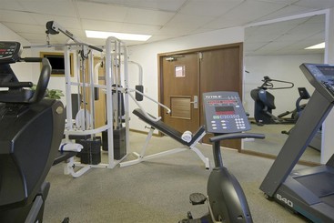 هتل Fort Hays Inn