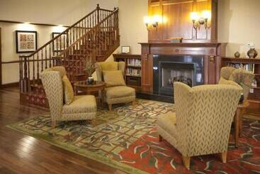 فندق Spark By Hilton Woodbridge