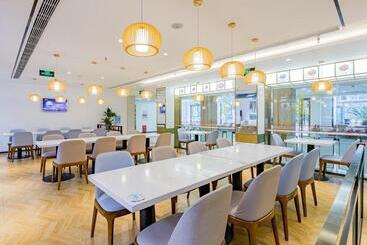 호텔 Greentree Inn Shanghai Jingan Railway Station Xinzha Road Business