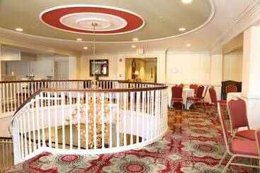 فندق Inn At Middletown