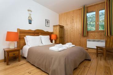 Madame Vacances Les Chalets D Isola