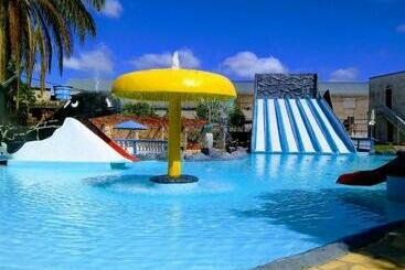 ユースホステル Pousada Clube Santa Cruz