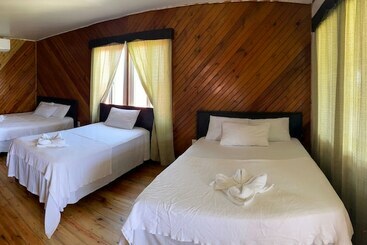 هتل Coral View Beach Resort