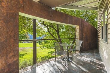 צימר The Buckland Studios