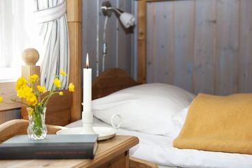 Søstrene Storaas Hotell