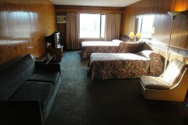 Airport Inn Motel & Rv Park