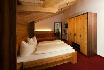 هتل Haus Sonnenterrasse