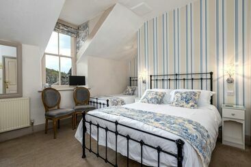 تختخواب و صبحانه 2 Cambridge Villas
