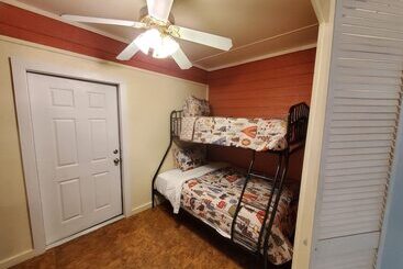 Butterfield Inn Main Street Cottages