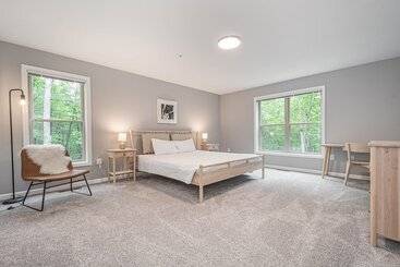 קוטג'' Limestone Chalet