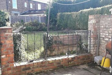 اقامتگاه Homely 4 Bed House In Manchester