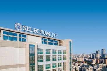 Отель Selectum City Ataşehir