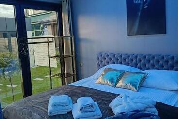 هتل Pensjonat Wrzos