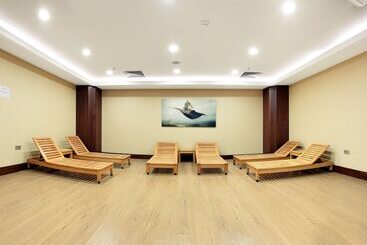 בית מלון כפרי Ramada Plaza Altin Kayisi