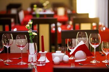 酒店 Sleep Wrocław