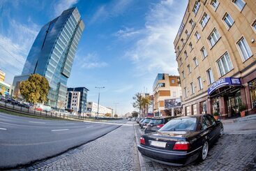 Отель Szydłowski