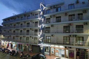 پانسیون Pensión La Orozca Benidorm