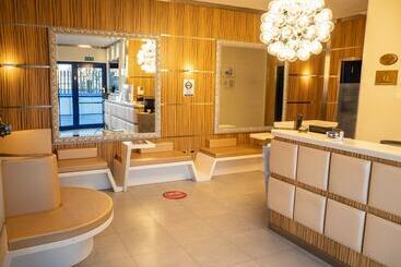 Хостел Residence White Palace