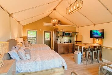 بيت ريفى 18 Son S Geronimo   Birdhouse Cabin