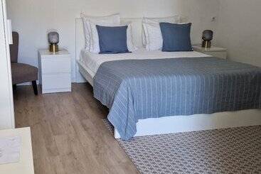 פנסיון Casa Das Portas