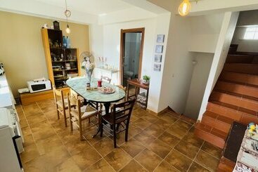 اقامتگاه Casa Vacanza Abbazia Sulmona Parco Della Majella