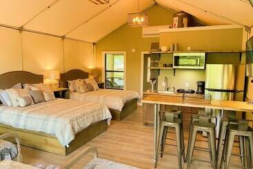 بيت ريفى 6 Son S Geronimo   Birdhouse Cabin