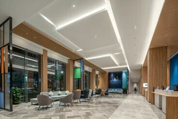 هتل Holiday Inn Express Beihai Silver Beach, An Ihg