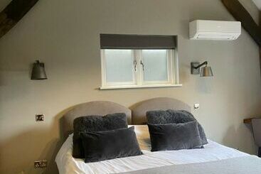 צימר The British Queen